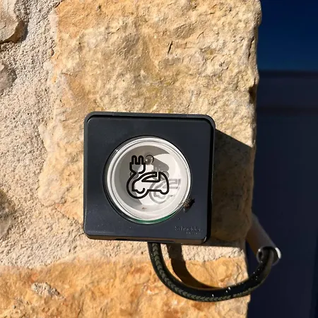 Holiday home De Nanteuil, 10-13 Personnes, Piscine Nanteuil-en-Vallee