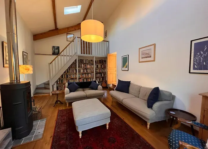 De Nanteuil, 10-13 Personnes, Piscine Holiday home Nanteuil-en-Vallee