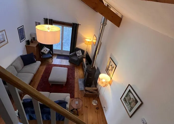 De Nanteuil, 10-13 Personnes, Piscine * Nanteuil-en-Vallee