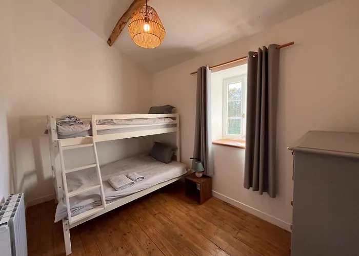 De Nanteuil, 10-13 Personnes, Piscine